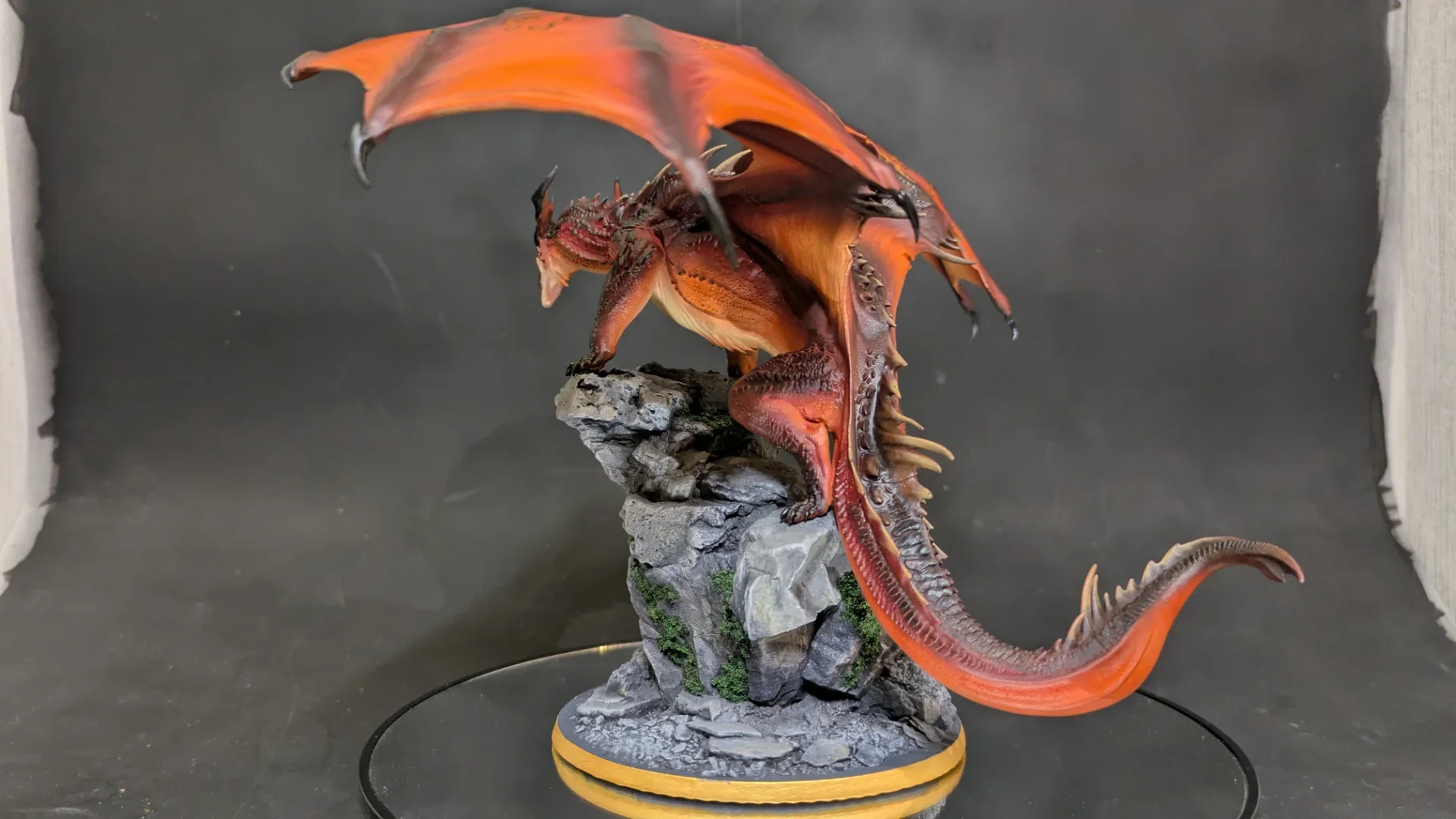 Фигурка Дракона