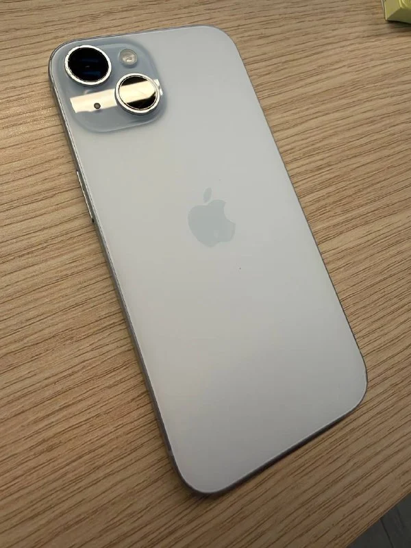 iPhone 15 128 GB