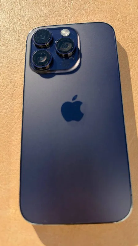 iPhone 14 Pro, AirPods 2 и EarPods