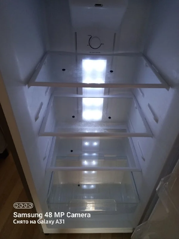 Холодильник Midea