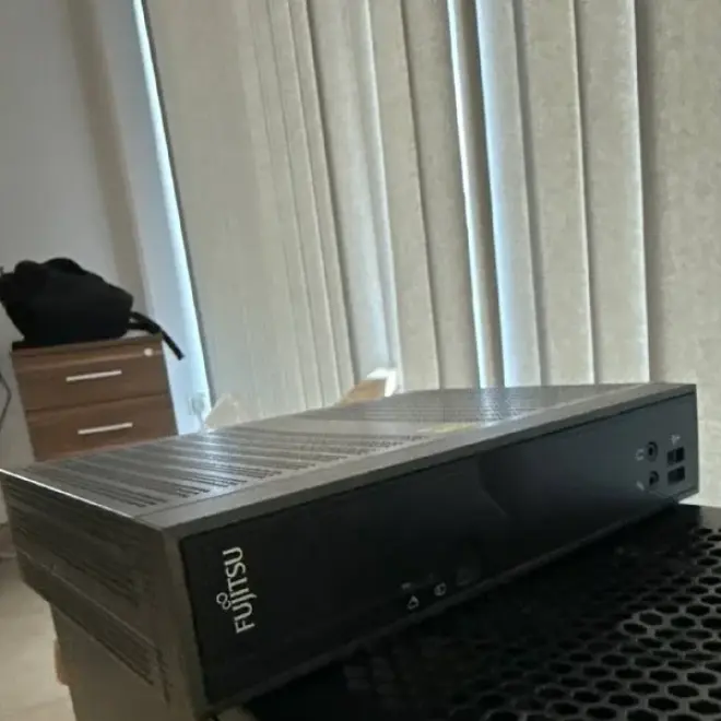 Fujitsu Futro S900 тонкий клиент