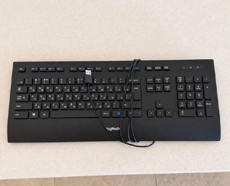 Клавиатура Logitech