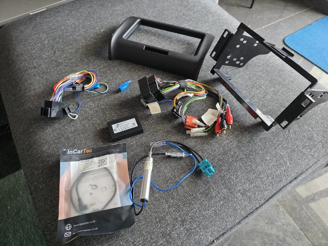 Комплект 2-DIN для Audi TT Mk2 (8J, 2006-2014) с BOSE