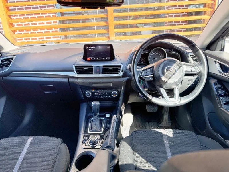 Mazda Axela 1.5L 2019