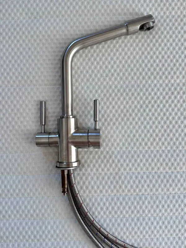 Смеситель Aquaphor C126
