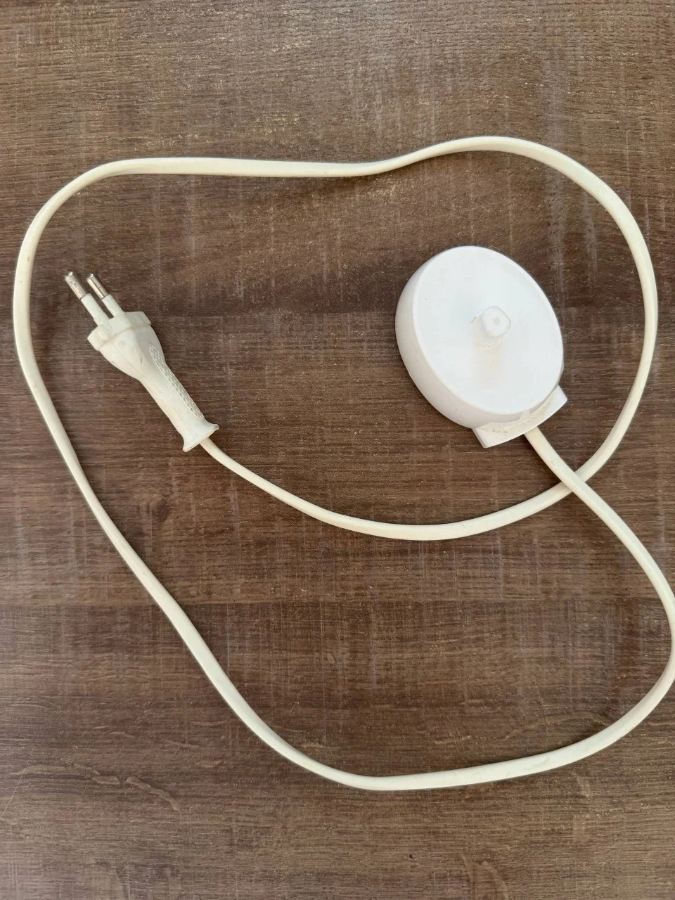 Зарядка для электрической зубной щетки Braun