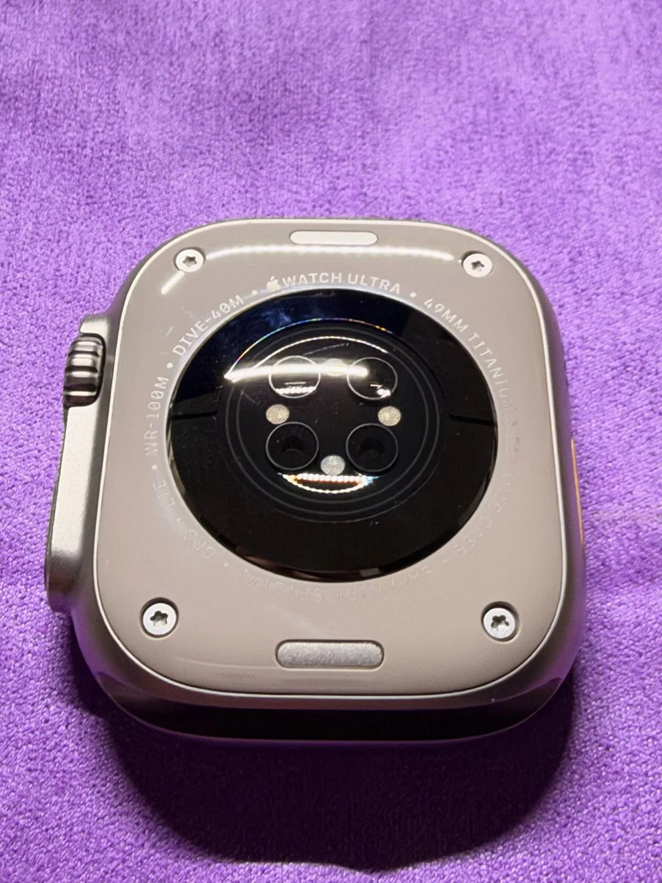 Apple Watch Ultra 1